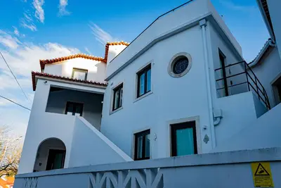 Image de Uma Casa da Nossa História! No Centro com Vista Sobre o Castelo de Leiria!