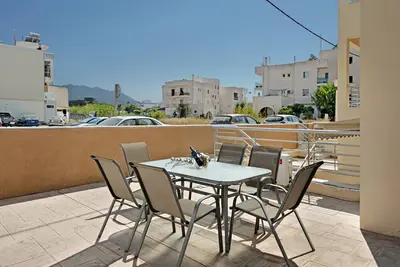 Image de Appartement \"Theo and Ms Luxurious\" avec terrasse privée et Wi-Fi