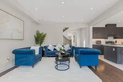 Image de Executive 5br-4bath Detached Retreat Brampton/Miss Border