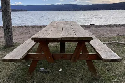 Image de Brand New Cozy 2 Bedroom on a Quiet Finger Lake!