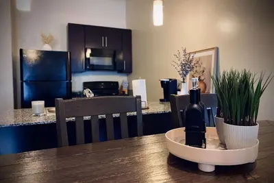 Image de Charming apartment near Ma Expo Center, Stadium and walking distance to Trax