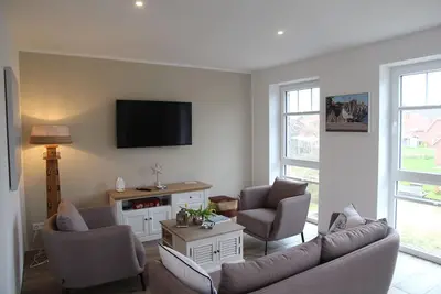 Image de Nagelneue und Hochwertige Ferienwohnung Direkt am Wasser!