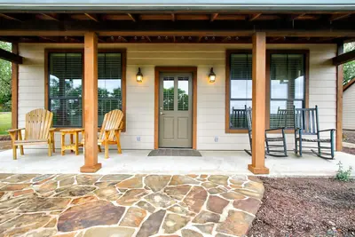 Cedar Cabin at Riven Rock Ranch in Comfort