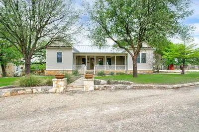 Image de Farm House at Riven Rock Ranch in Comfort Tx