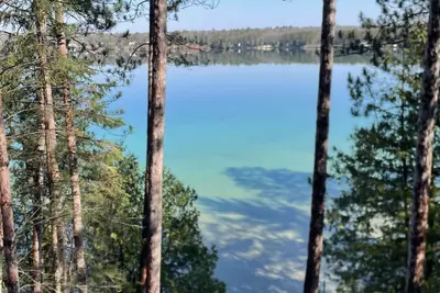 Image de Newly Remodeled! Peaceful and Private Lakefront, The Avalon Sunshine Cottage