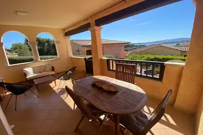 La Terrazza Del Faro - Stunning 1 bedroom flat 600m from the beach