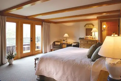 Image de Mountainside Villa at Trapp Family Lodge Resort with Amenities