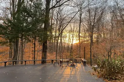 Image de Relax in this spacious Vermont mountain home
