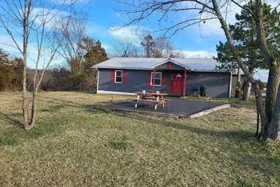 Image de The Shack- 3 bedroom finished house