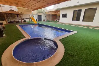 Image de Charming 2-bedroom villa with Swimming pool, WiFi and Ac in enchanting Shahrakan