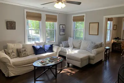 Image de Masters rental with spacious back porch, fenced in yard, and park frontage.