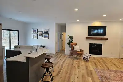 Image de Luxurious Silver Lake/Dunes Brand New Home