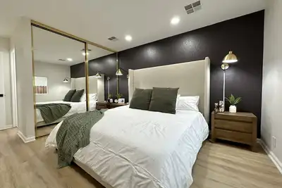 Image de ⁂ All-New ⁂ Ac\/Heat⁂W\/D⁂ Ac⁂ Pet Friendly ⁂ Yard⁂