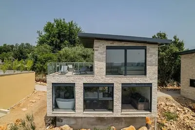 Image de Solana`s View! Vacation home with unique views - quiet location - infinity pool!