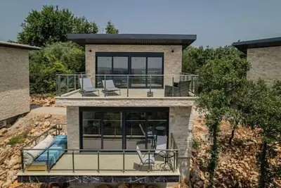 Image de Solana`s View! Vacation home with unique views - quiet location - infinity pool!