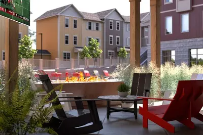 Stunning 4-Br Houses with On-Site Pool