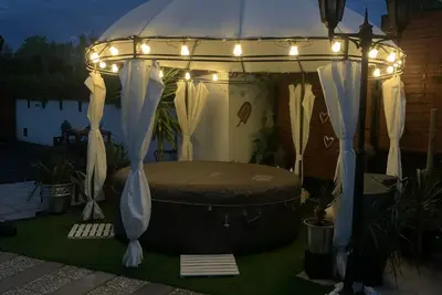 Image de Villa Nyvioni, proche de la mer avec piscine et Spa