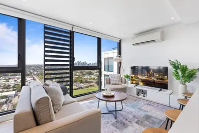 Image de Elegant Inner-West 2-Bed with City Views & Pool