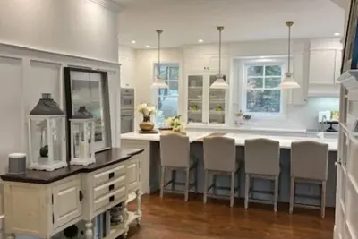 Image de Maison de luxe à quelques minutes de 5 stations de ski dans les Laurentides