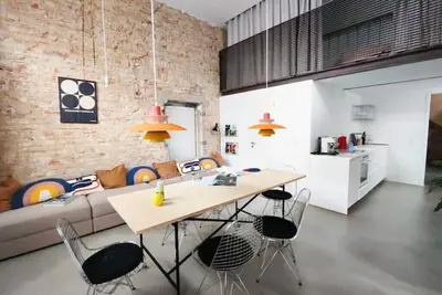 Image de Neue Architektur Wohnung in Mitte - Bester Lage