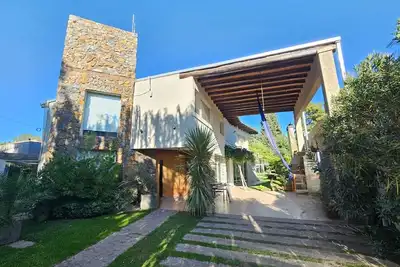 Image de La Nevada, Magnifica Casa con JardĂn y Piscina