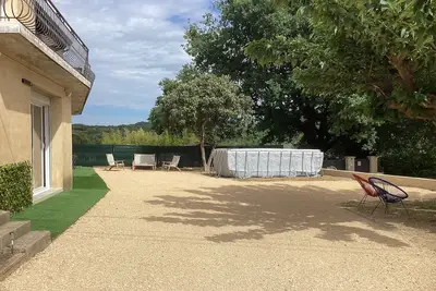 Image de Gîte rdc villa - Village Provençal - proche Uzès