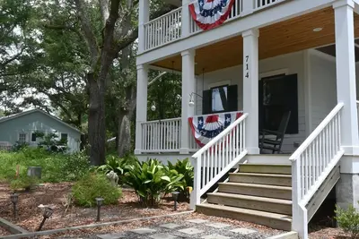 Image de Southport Live Oak Cottage