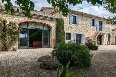Image de Mas d'Andran \"La maison\" 4 ch/4 sdb - Meublé 4 * - Piscine/Pétanque