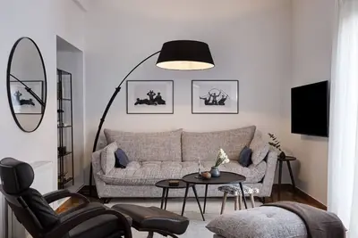 Image de Sunny and Comfy 2bd Apt in Kolonaki