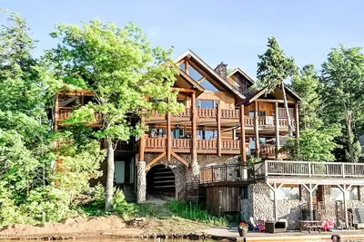 Image de Charming Cottage Suite, superb Stoney Lake location-fabulous view, pet friendly