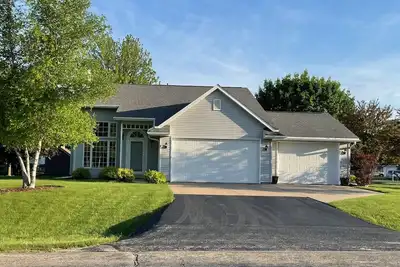 Image de Peaceful Neighborhood 5 Miles from Eea Grounds