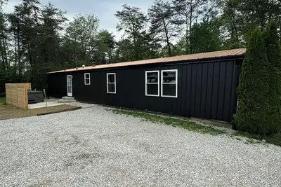 Image de Cozy Secluded Cabin for family in the heart of hocking hills hot tub retreat