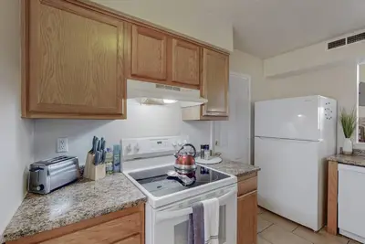 Image de Quiet 2bd/2ba condo near parks&golf, yard for dogs