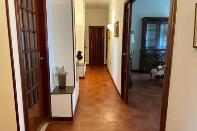 Cozy and spacious house in a residential neighborhood a few meters from the metro