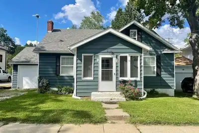 Image de Cozy home in historic Hillsdale