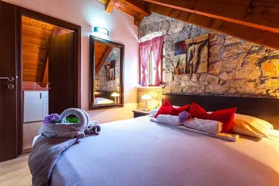 Image de Appartement de trois chambres avec la terrasse Orebic, Peljesac (A-20576-a)