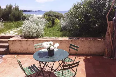 Image de Port Grimaud 1 beau Studio 40 m2 avec terrasse sur plage - magnifique vue