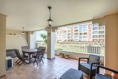 Image de Los Cisnes - Haraganes Beach Hlhc202p259