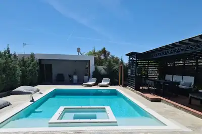 Image de Private Pool House by Olivujoj - Your slice of paradise for six