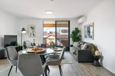 Image de The Downtown Retreat - Heart of Redfern