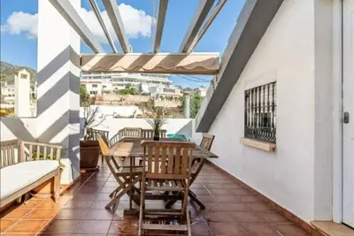 Image de Casa con Piscina y Barbacoa