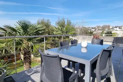 Image de Jolie maison rénovée avec terrasse à Concarneau - 15min à pied du centre