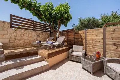 Image de Kalamaki Boutique Apartment, On Foot From Sandy Beach