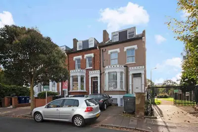 Image de Acton Town Chiswick 1 bed Garden suite