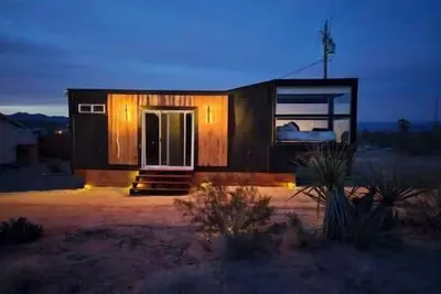 Image de Rockstar Luxury Glamping 360 Views W/ EVCharger