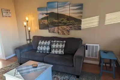 Image de Condo skiing indoor pool hot tub sauna fitness WiFi on Beech Mountain