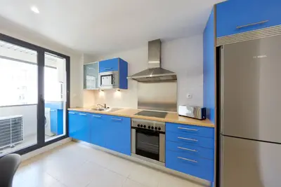 Image de Luxurious 2 Bedroom Condo by the Beach