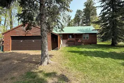 Image de Hidden Haven in Terry Peak with hot tub