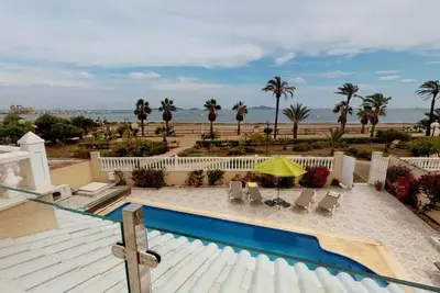 Image de Beachfront Villa - Stunning sea views & own large Pool