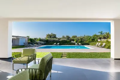 Image de Luxury Exclusive Villa with Swimming Pool